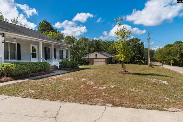 1938 LEANDER DR