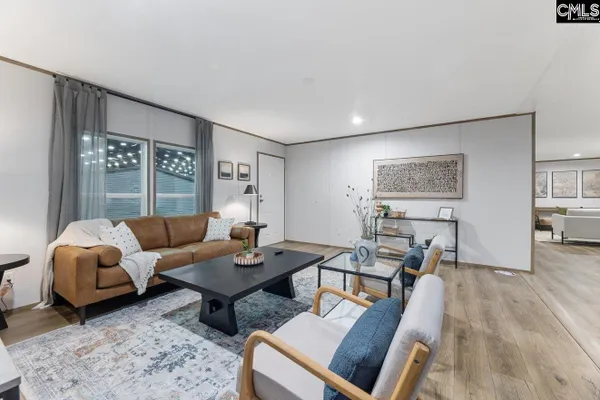 122 VICTOR RD