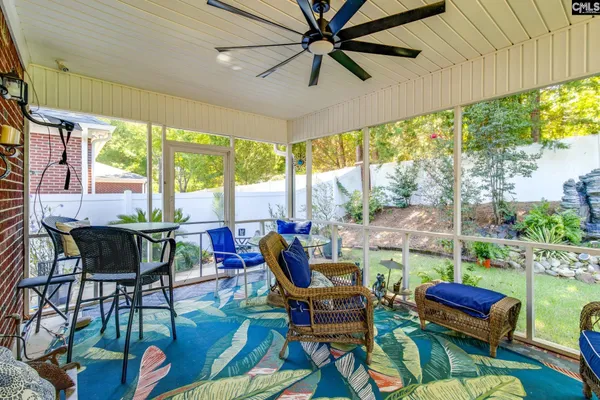 40 PALMETTO WOOD CT