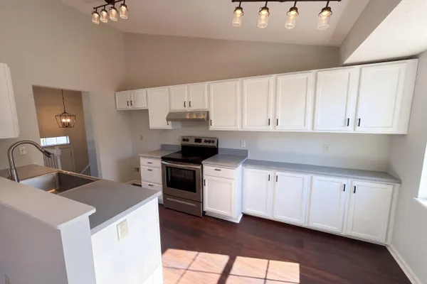 171 CHERRY GROVE DR