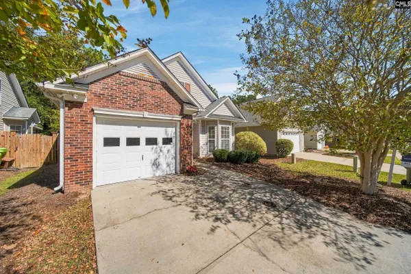 477 WOODHOUSE LOOP