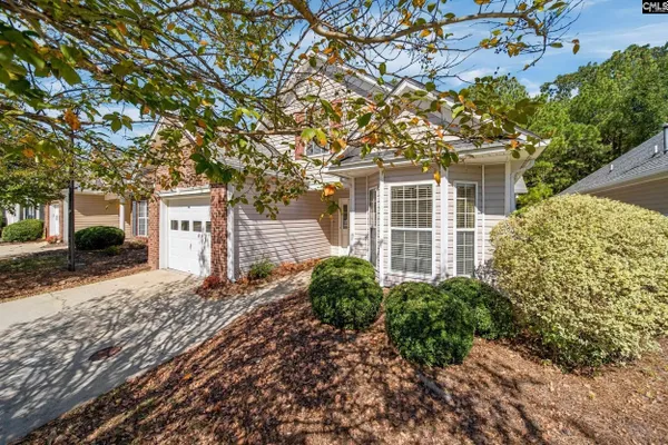 477 WOODHOUSE LOOP