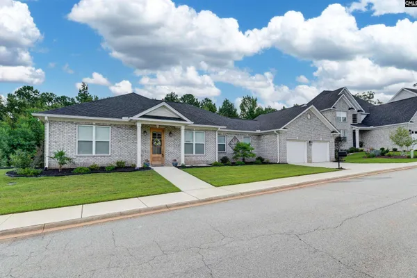 140 PALM POINT DR