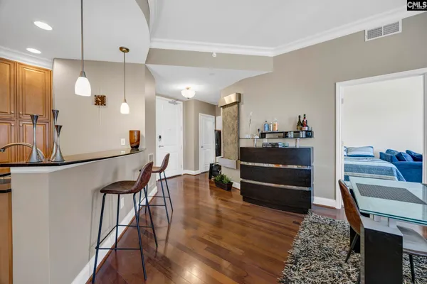 601 MAIN ST 127