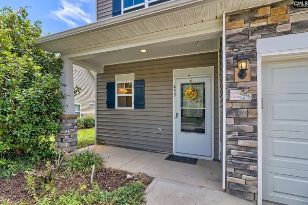 453 CRAWLEY LN