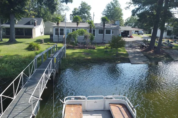 169 HOLIDAY ACRES RD