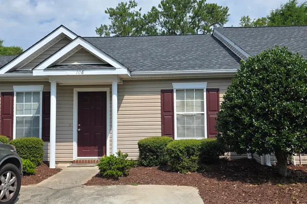 108 CEDAR GLEN LN
