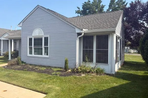 2000 MILLER AVE 45