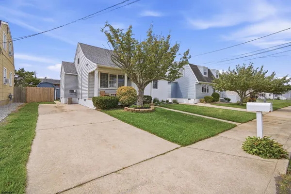 526 LAFAYETTE BLBD