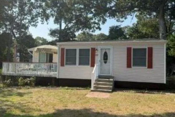 110 PINEWOOD