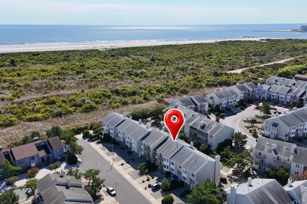 30 SURFSIDE 30