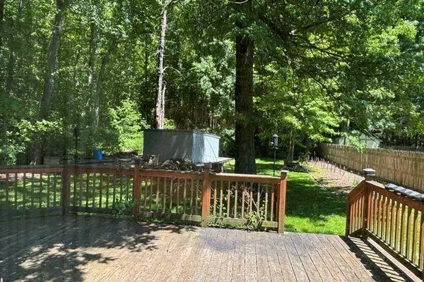 9083 ISLAND DR