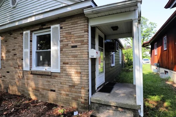 545 CORNELL AVE