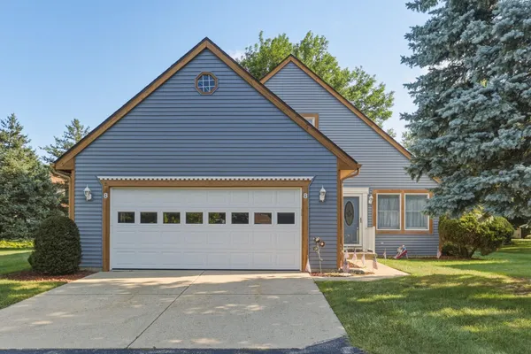 8 CAMBRIDGE PARK