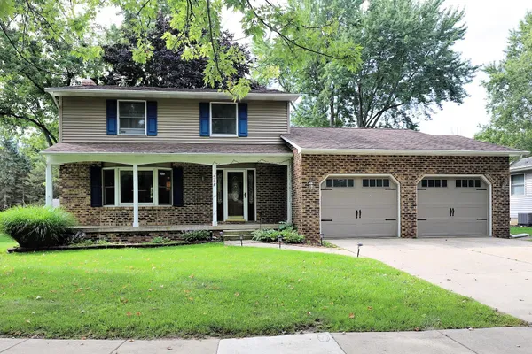 306 N HAMPTON DR