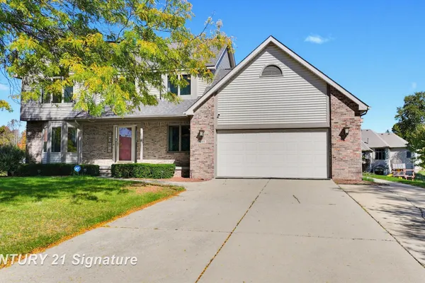 6468 MARBLE LN