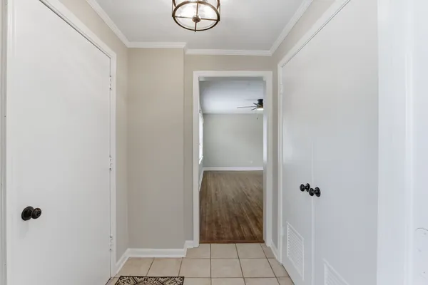 312 N FERNWAY RD