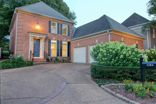 3284 GALLERY DR