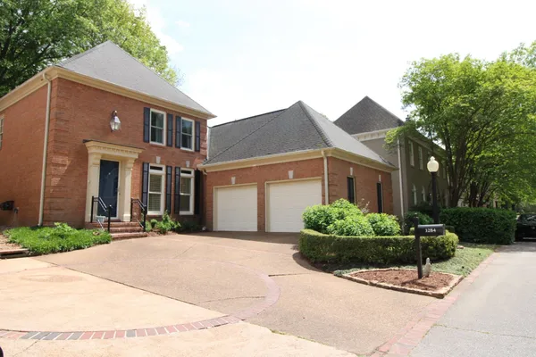 3284 GALLERY DR