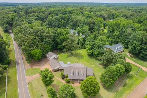 2890 RALEIGH-LAGRANGE DR