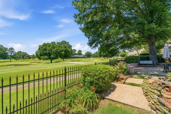 10211 CARNEGIE CLUB DR