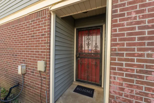 2252 MANGUM RD