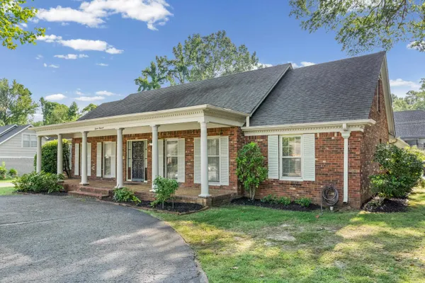 1500 KIRBY PKWY