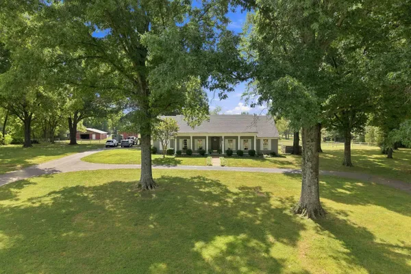 6265 TWIN OAKS DR