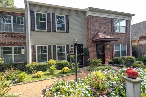 528 PEABODY SQ 528