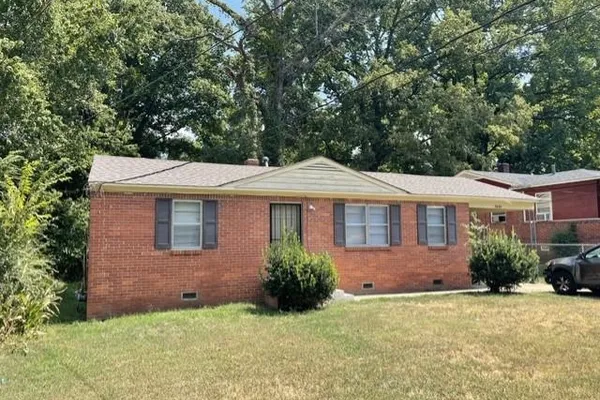 3644 SUZANNE DR