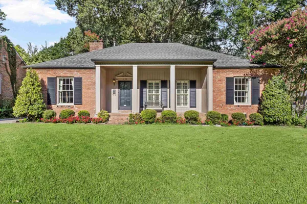239 GARDENIA DR