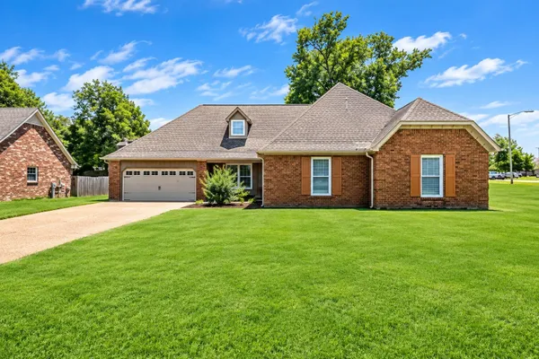 3652 WINCROSS DR