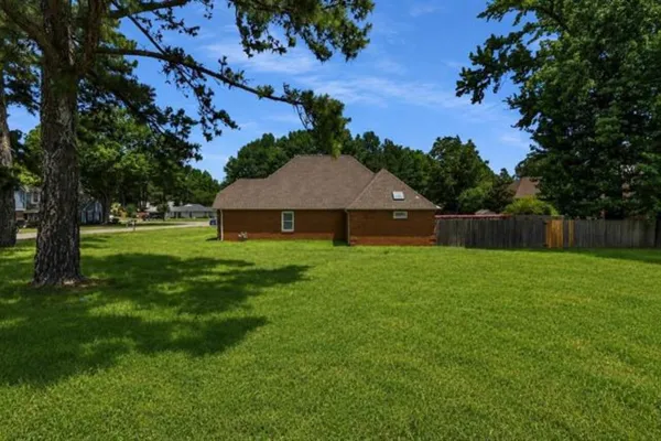 3652 WINCROSS DR