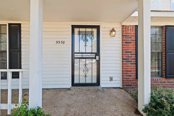5330 SLEEPY OAK CV