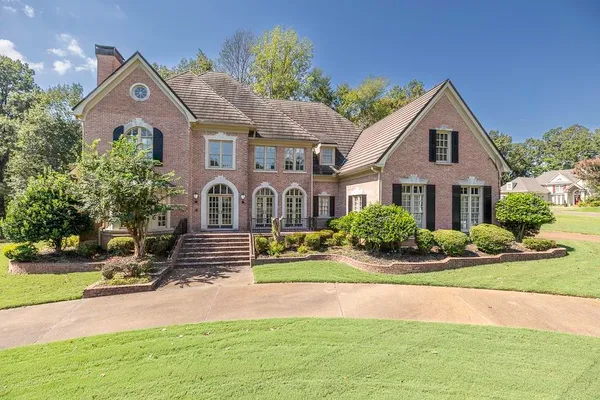 465 RIVEREDGE DR