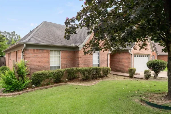 6449 GILLIA CIR