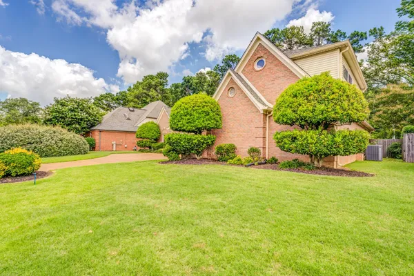 6600 QUAIL POINTE CIR