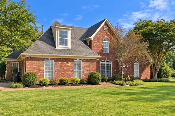 8858 CARRIAGE CREEK RD