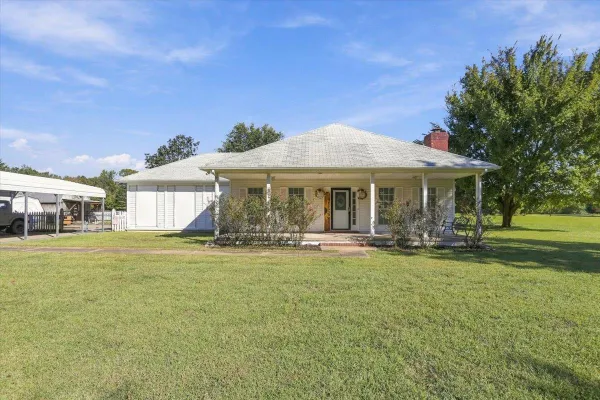 2750 WARD RD