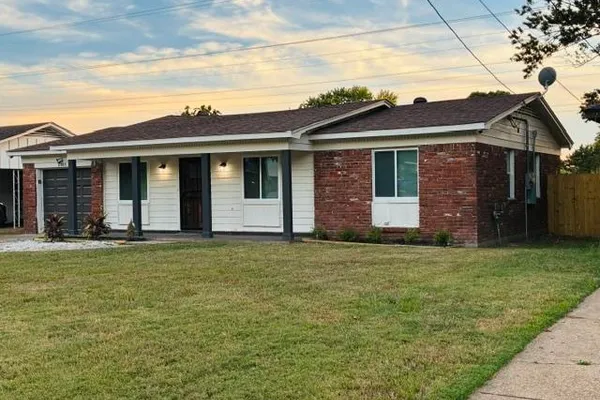 5085 BOWIE RD