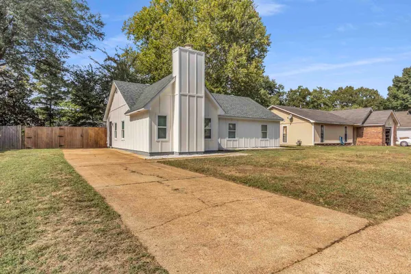 5773 GARDEN RIDGE CV