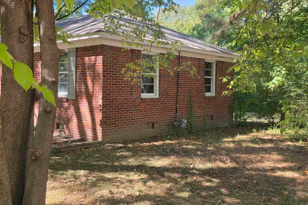 760 LYDGATE RD