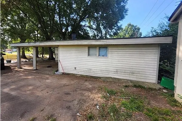 1366 WINFIELD AVE