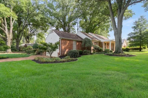 30 WALLACE RD