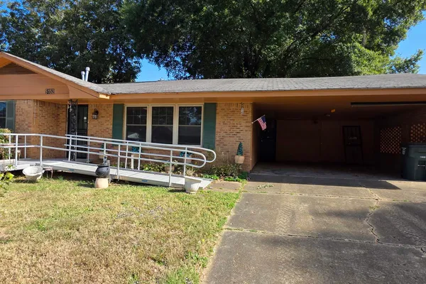 5152 SCHUTT RD