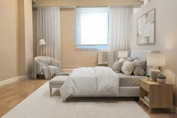 333 GRAND AVE 3M