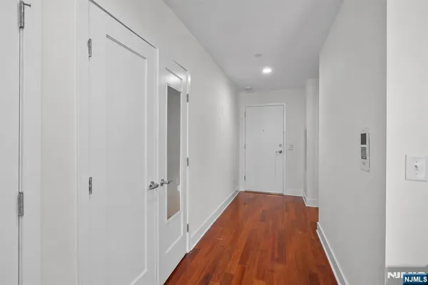 201 MARIN BLVD 813