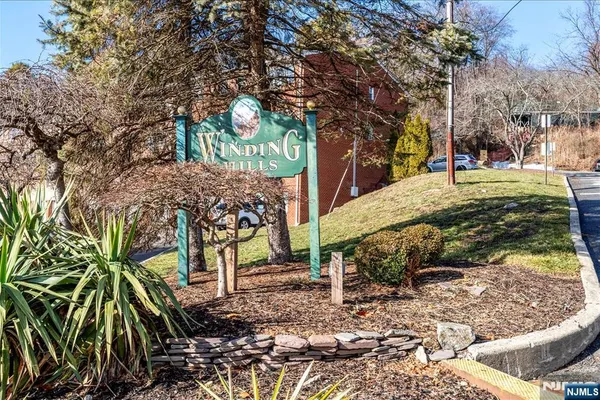 100 PIERSON MILLER DR F32