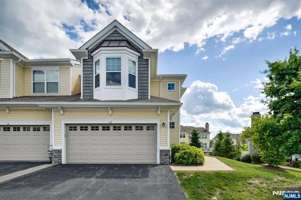 14 LUPINE LN
