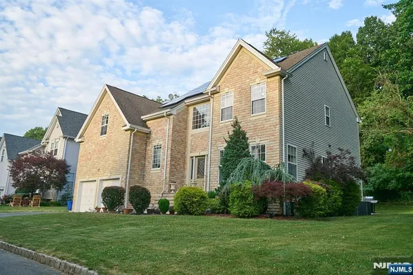 7 PATRICK AVE
